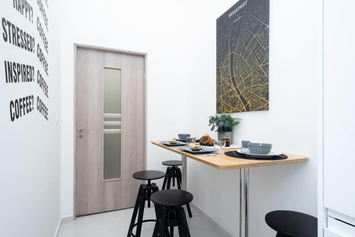 New Home At Exlusive Central Location ブダペスト エクステリア 写真